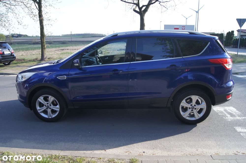 Ford Kuga 1.5 EcoBoost 2x4 Trend - 4