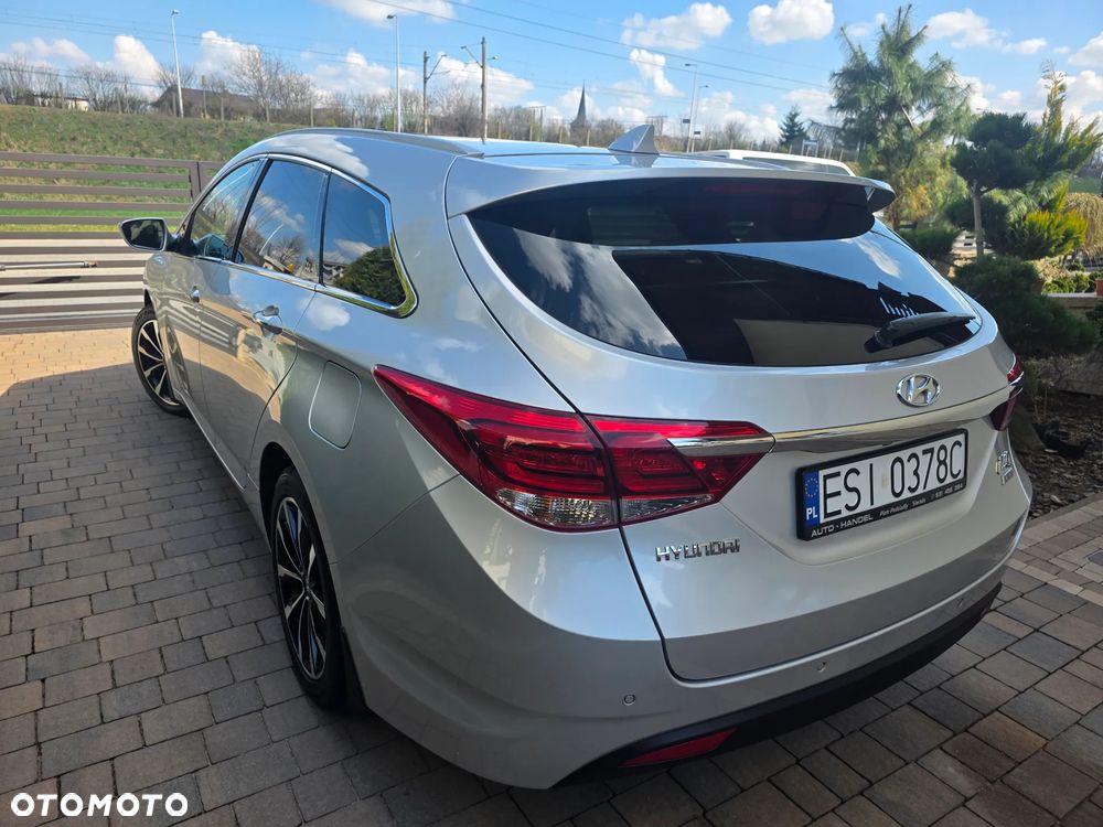 Hyundai i40 Kombi 1.7 CRDi DCT Premium - 14