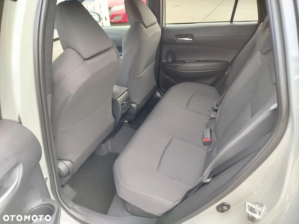 Toyota Corolla Cross 2.0 Hybrid Style - 19