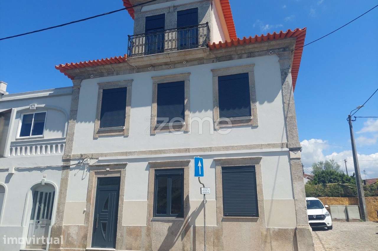 Prédio para Investimento – 5 Apartamentos | Totalmente Remodelado - Grande imagem: 2/38
