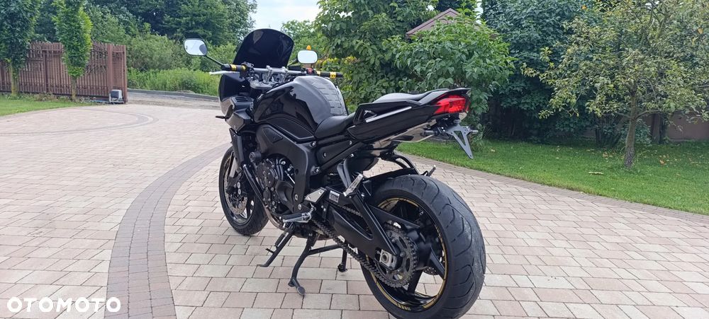 Yamaha FZ - 7