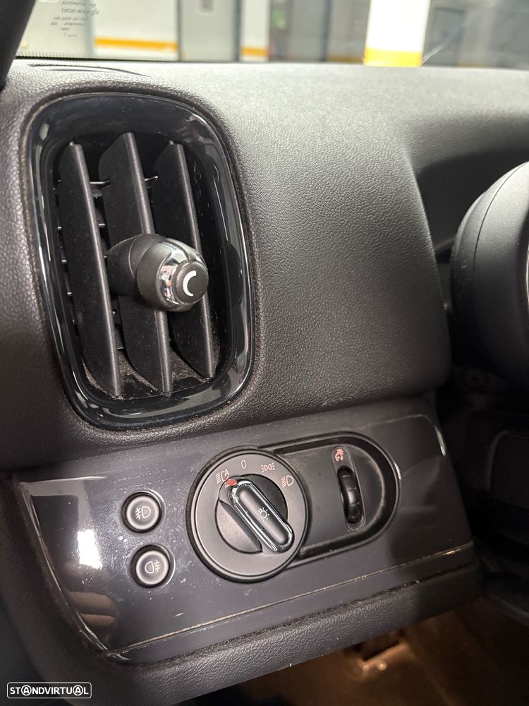 MINI Countryman One D - 19