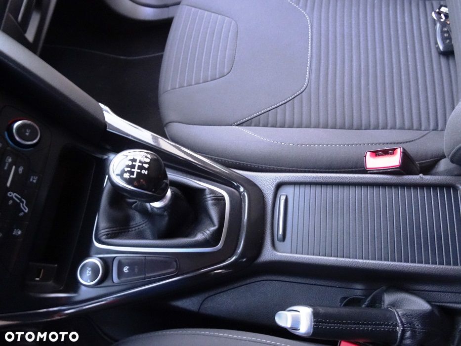 Ford Focus SW 1.0 EcoBoost Platinium X ASS - 22