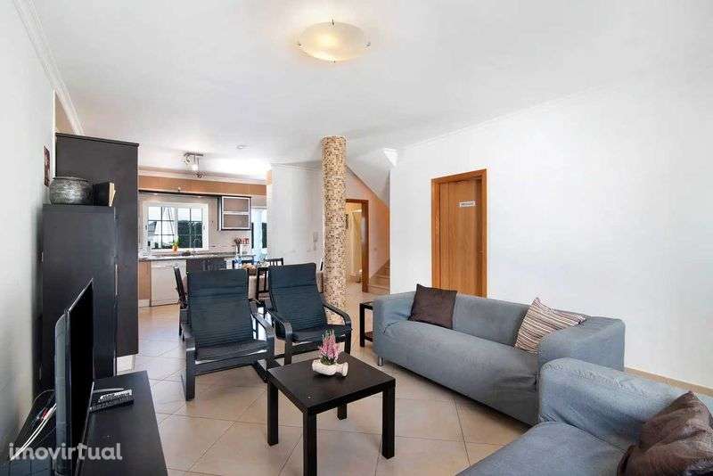 Moradia T4 - Piscina - Estacion. - BBQ - Total equipada – DE PRIVADO! - Grande imagem: 2/12