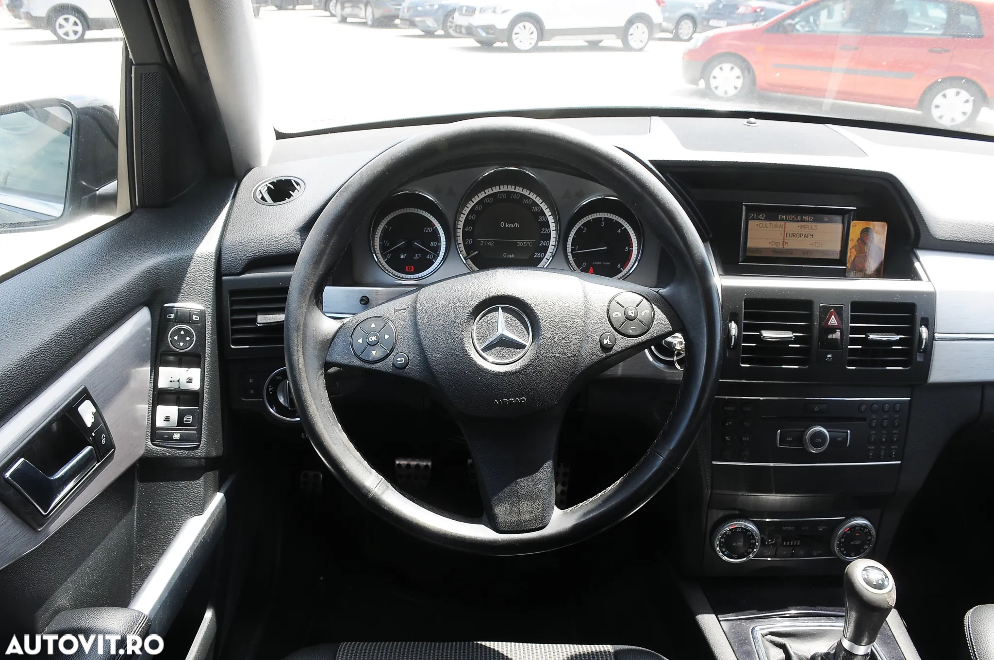 Mercedes-Benz GLK 220 CDI (BlueEFFICIENCY) - 9
