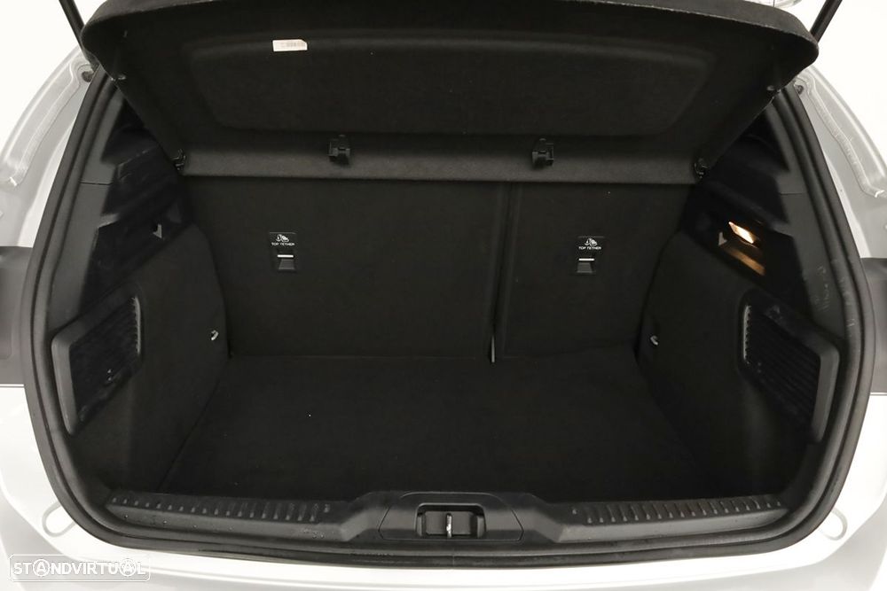 Ford Focus 1.0 EcoBoost MHEV ST-Line - 23