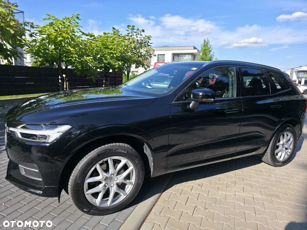 Volvo XC 60 D4 Momentum - 1