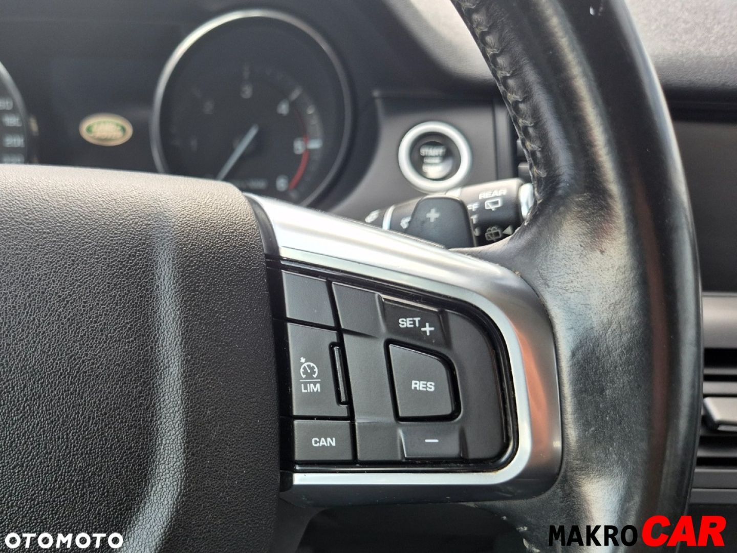 Land Rover Discovery Sport - 11