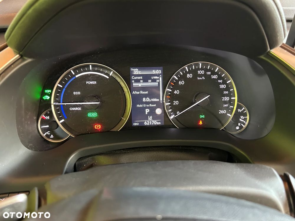 Lexus RX - 12