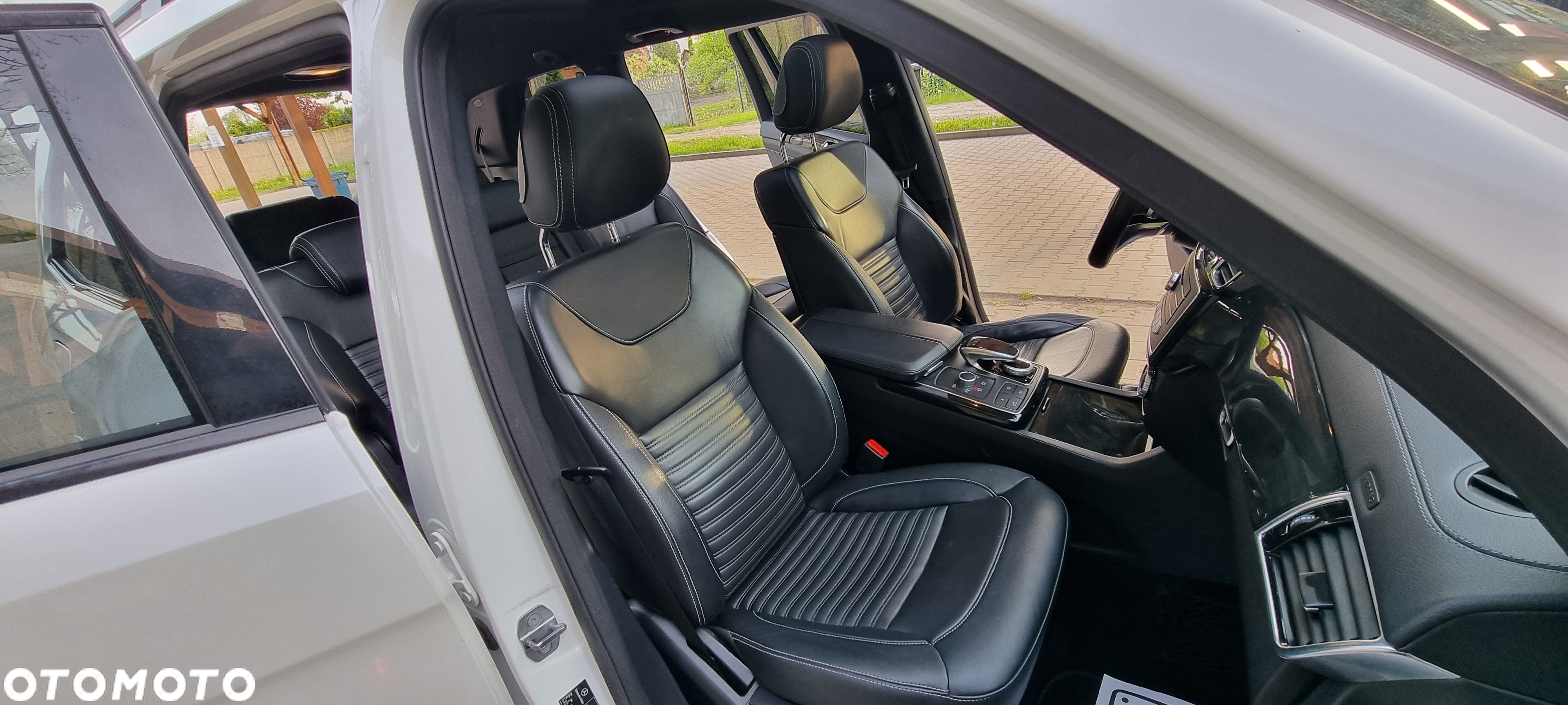 Mercedes-Benz GLS 350 d 4-Matic - 29