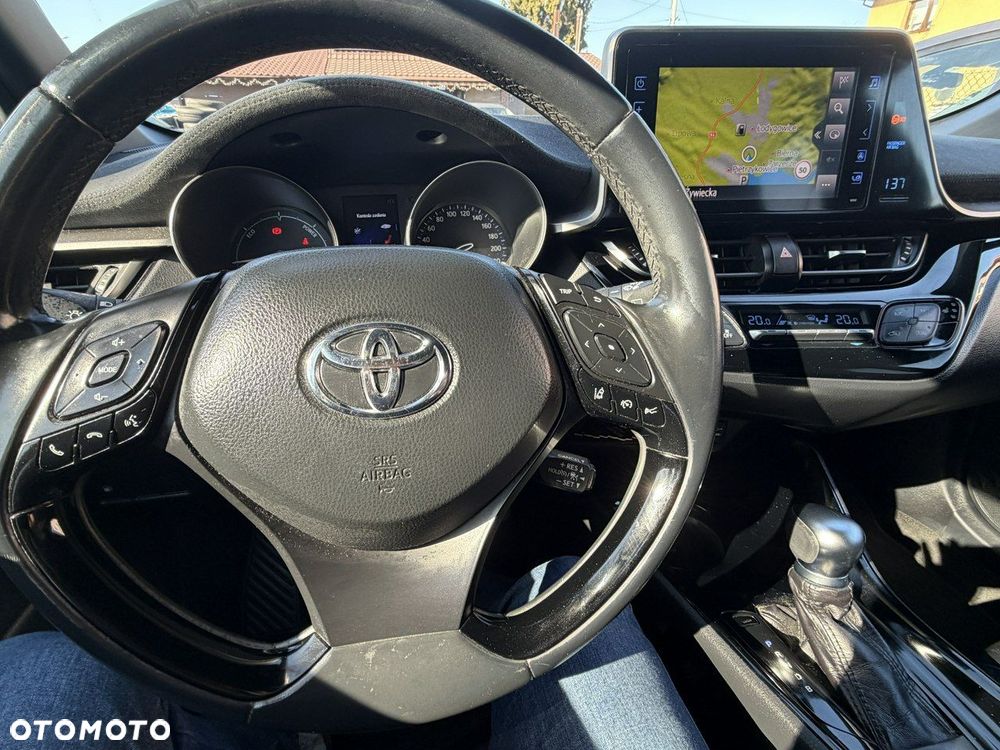 Toyota C-HR - 10