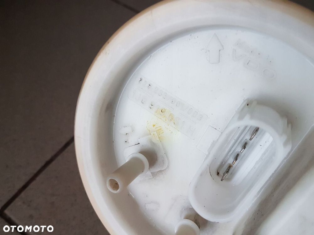 AUDI A3 GOLF 1.6 POMPA POMKA PALIWA 1J0919051H - 6