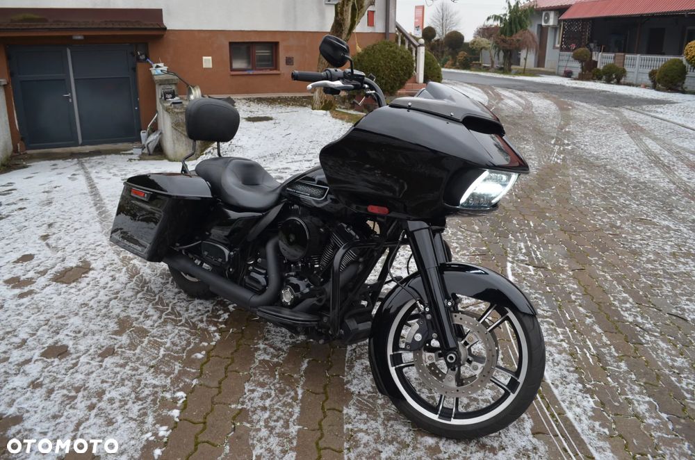 Harley-Davidson Touring Street Glide - 8