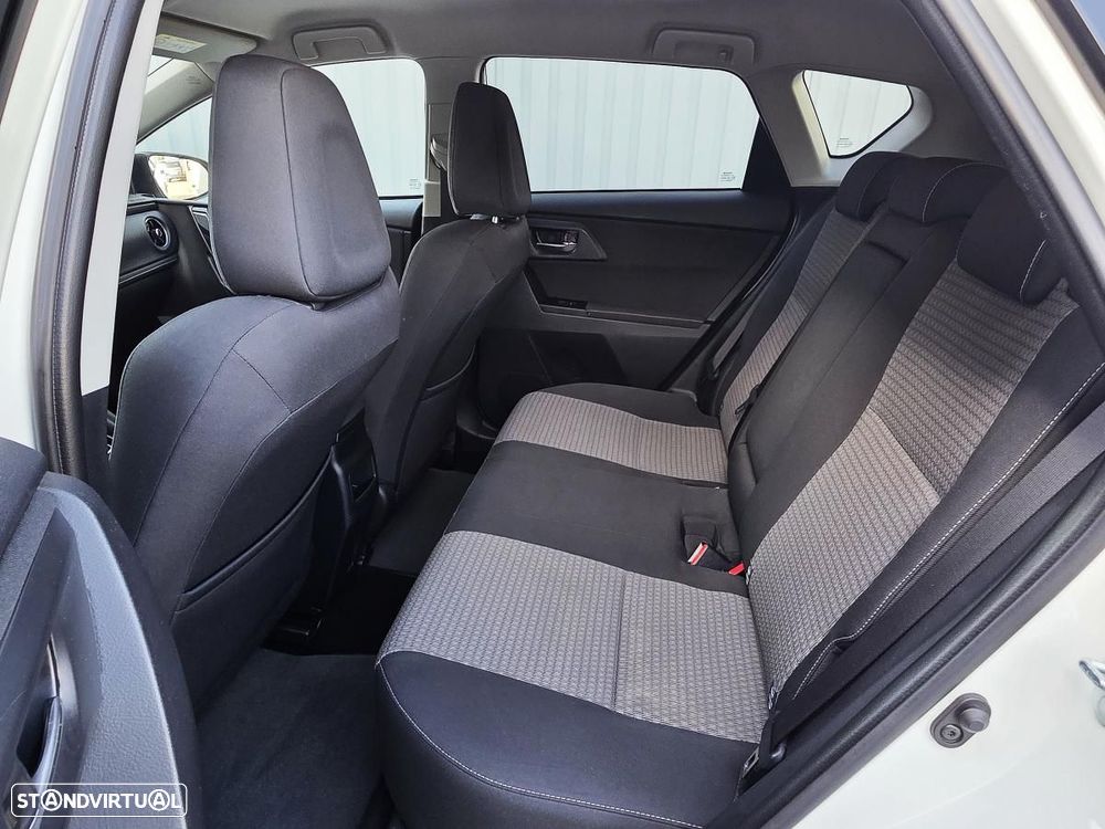 Toyota Auris 1.4 D-4D Comfort+Pack Techno - 26