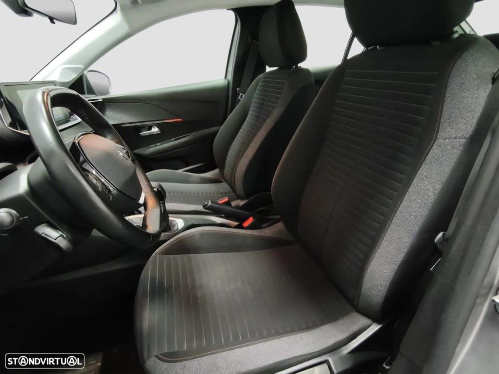 Peugeot 208 1.2 PureTech SE Style - 7