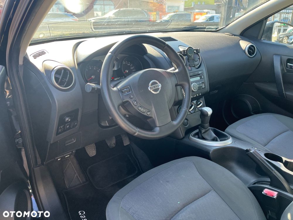 Nissan Qashqai 1.6 visia - 6