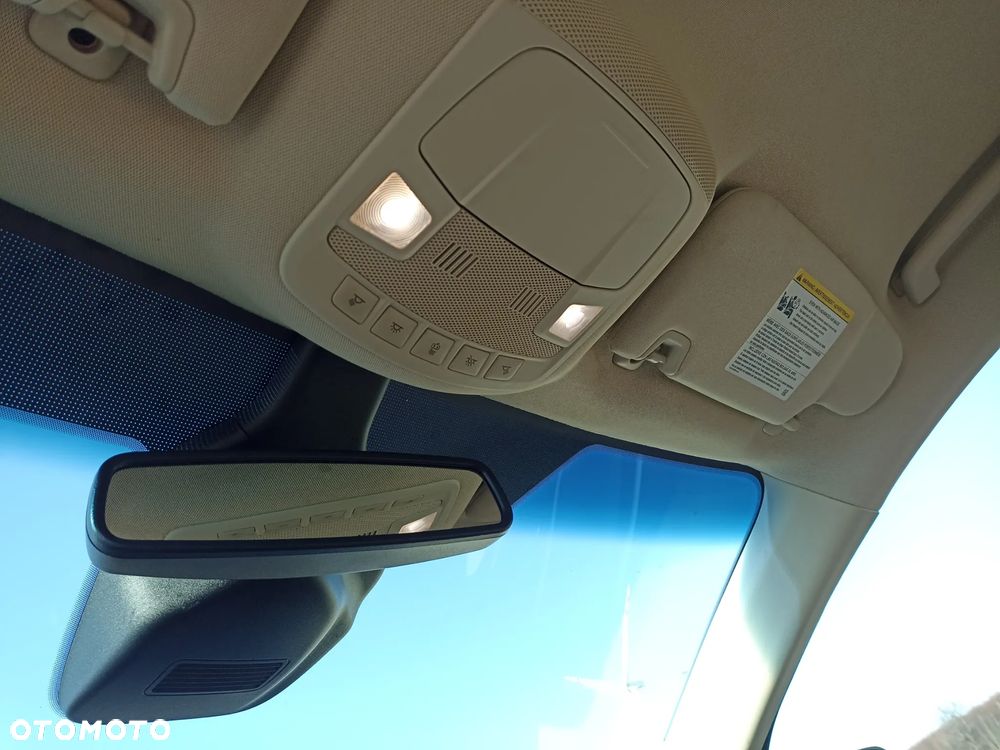 Ford Edge - 32
