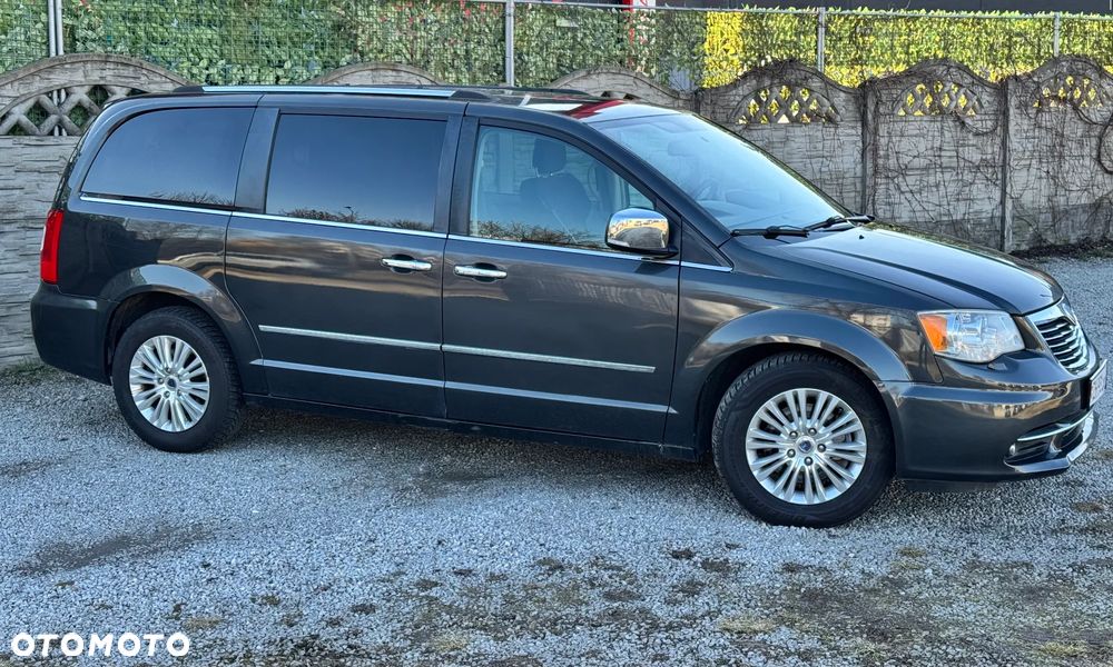 Lancia Voyager 2.8CRD Platinum - 13