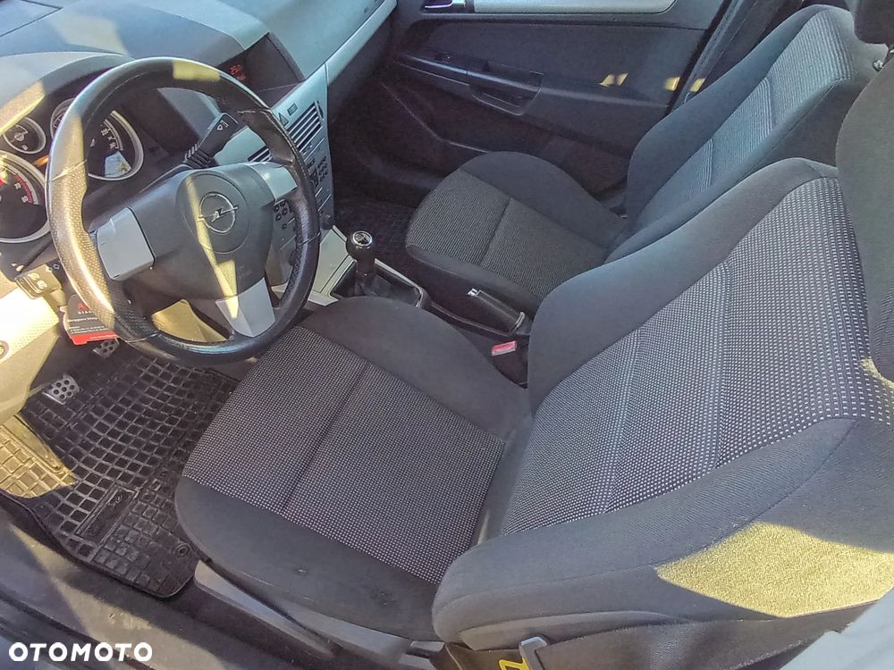 Opel Astra - 9
