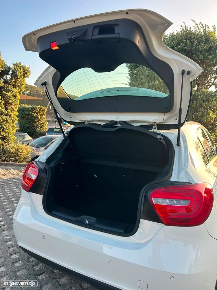Mercedes-Benz A 180 CDI (BlueEFFICIENCY) Style - 2