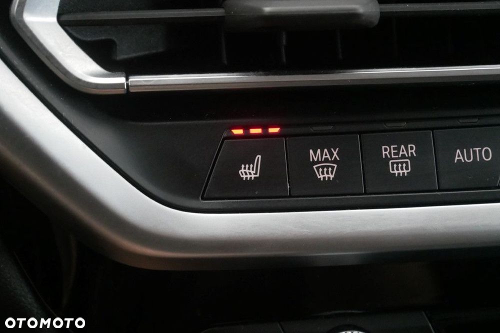 BMW X3 - 33