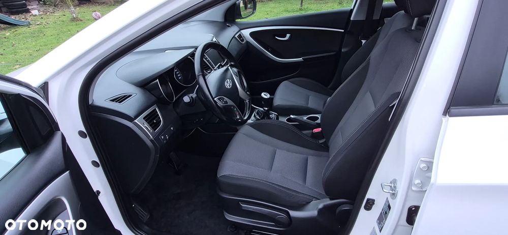 Hyundai i30 i30cw 1.6 CRDi blue Classic - 15