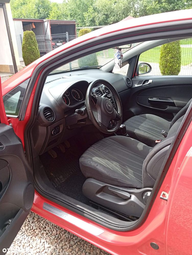 Opel Corsa - 10