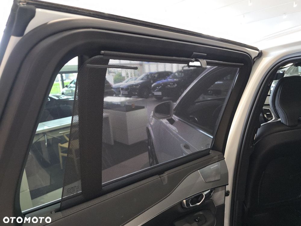 Volvo XC 90 - 37