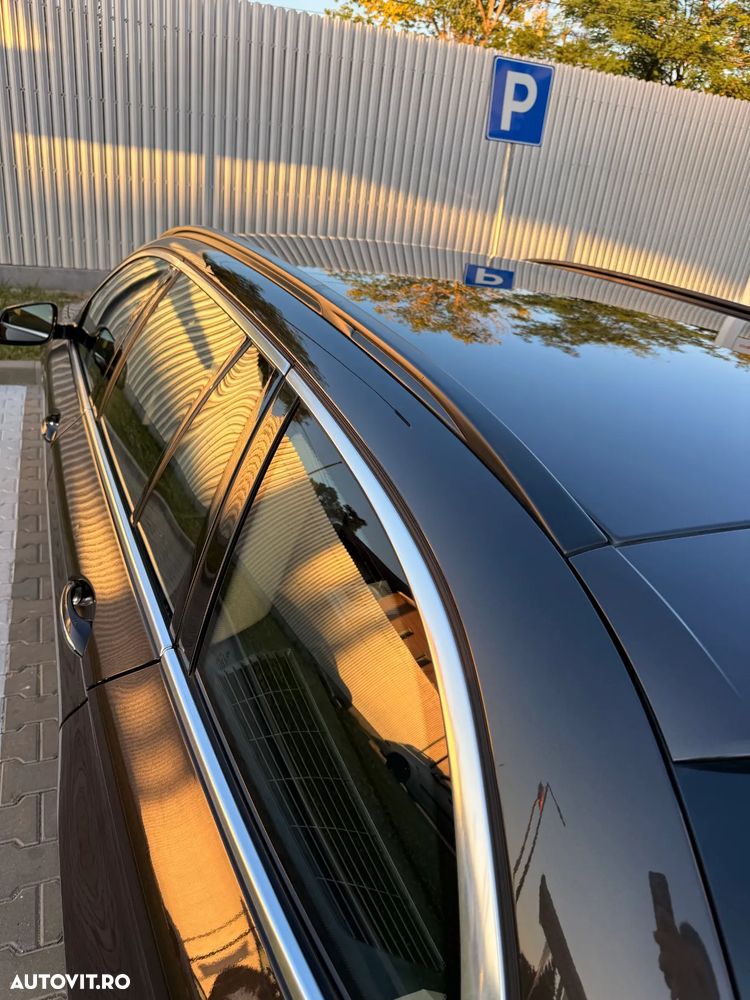 BMW Seria 5 530d xDrive Touring Aut. Luxury Line - 9