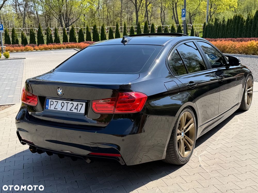 BMW Seria 3 328i xDrive Sport-Aut Sport Line - 9