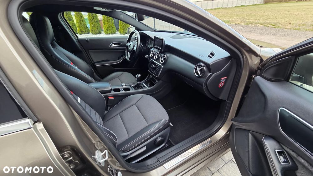 Mercedes-Benz Klasa A 180 (BlueEFFICIENCY) Style - 7