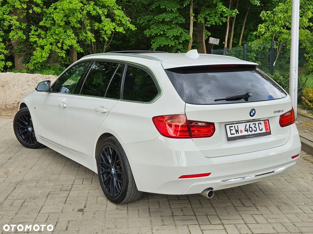 BMW Seria 3 318d Luxury Line - 18
