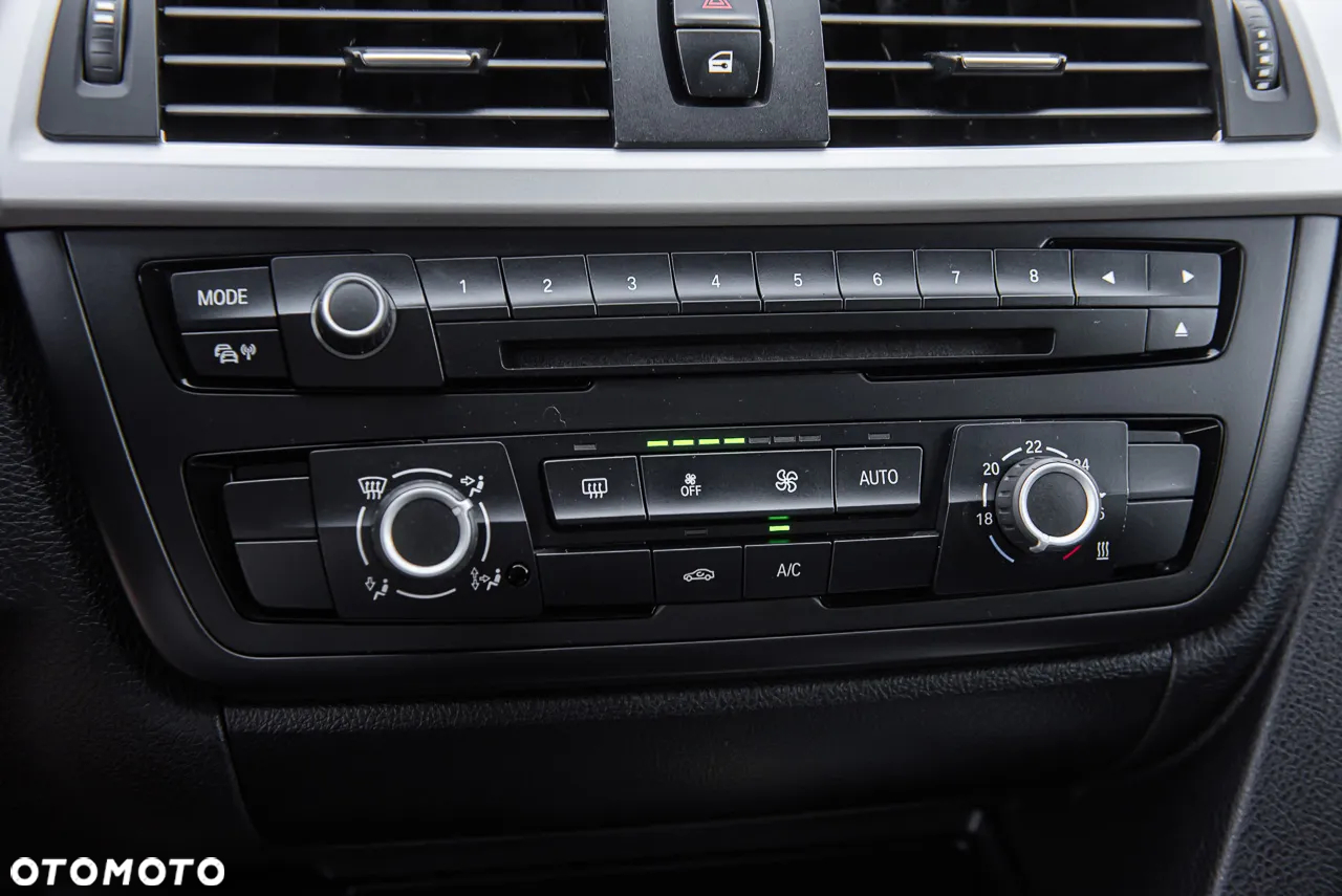 BMW Seria 3 316i Sport Line - 18