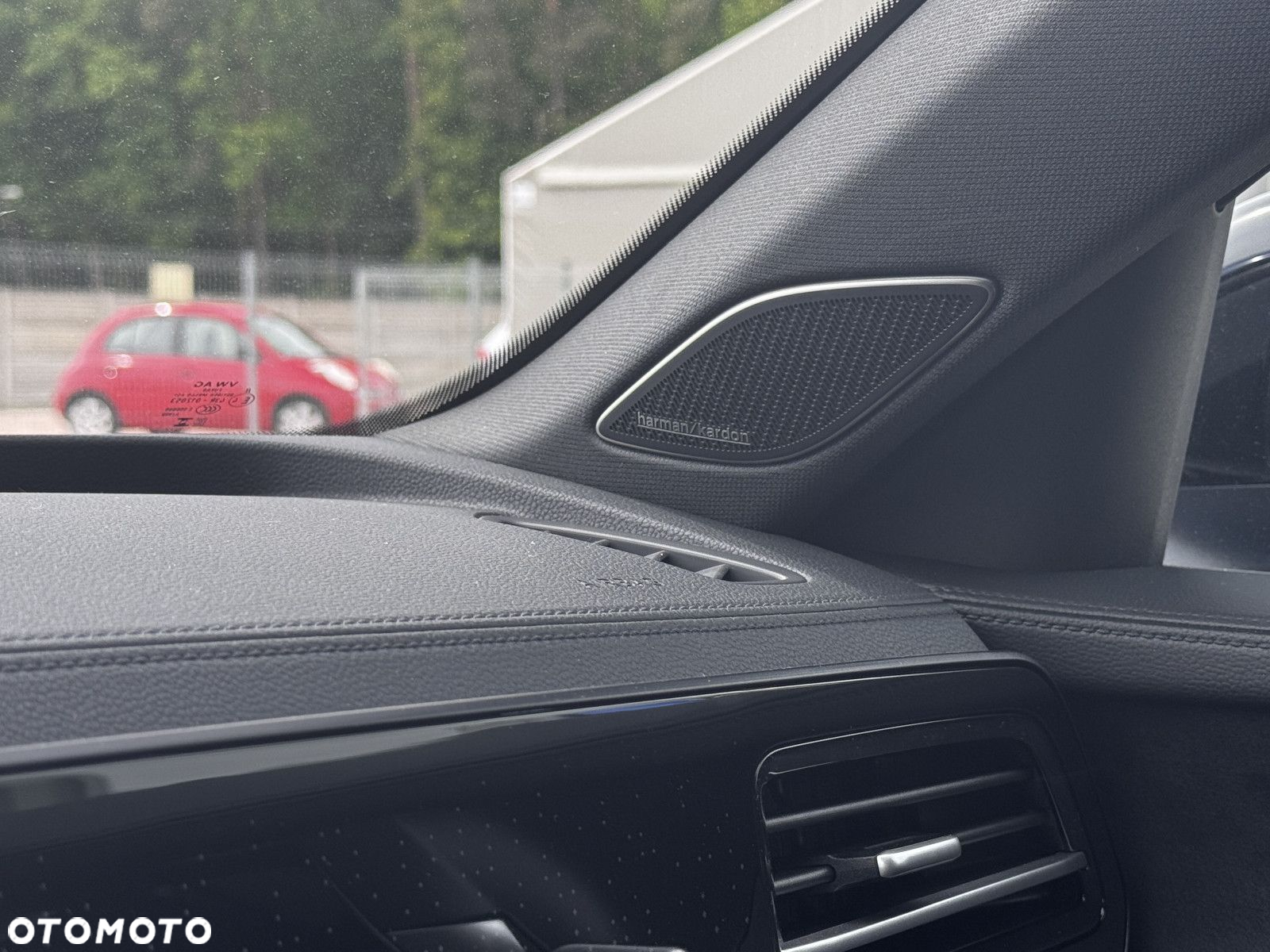 Volkswagen Passat - 16