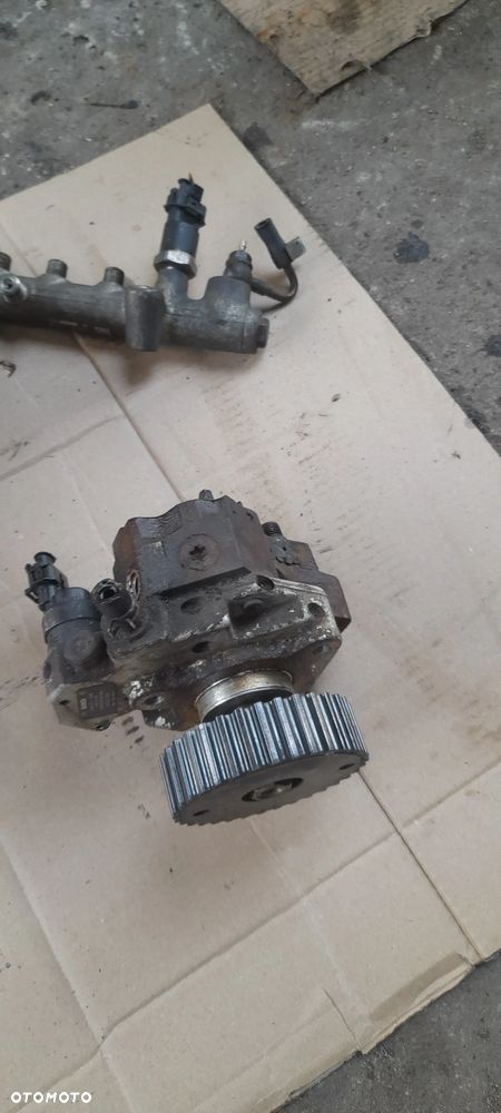 WTRYSKIWACZ 4 SZT HONDA CIVIC VII  0445110082 - 4