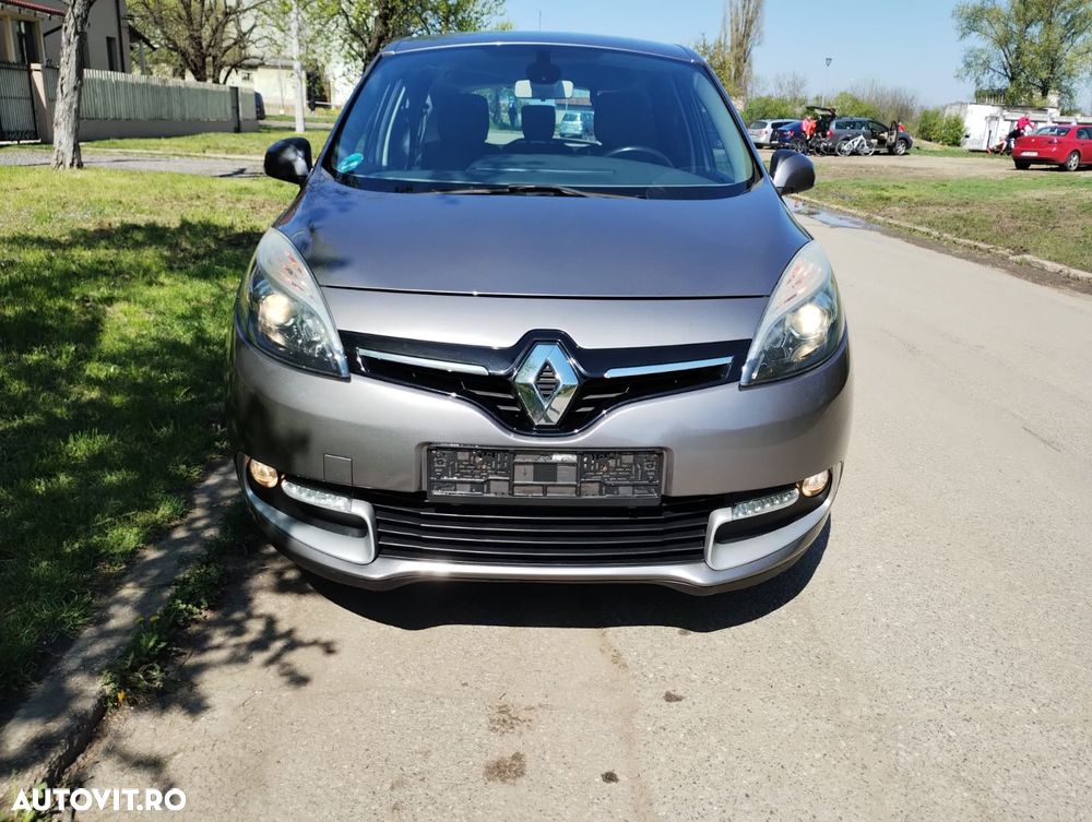 Renault Scenic - 1