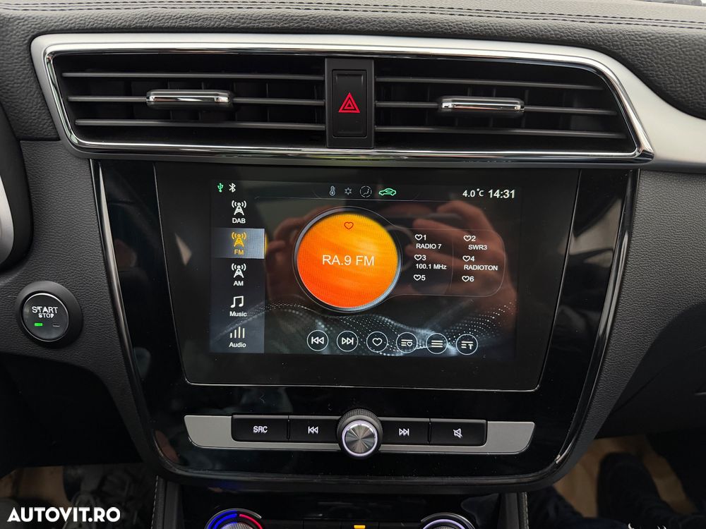 MG ZS EV Luxury - 13