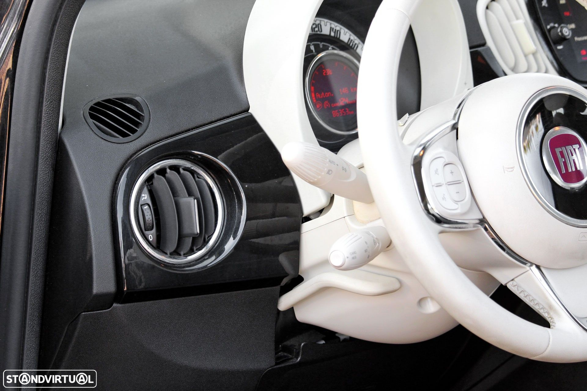 Fiat 500C 1.0 Hybrid Lounge - 18