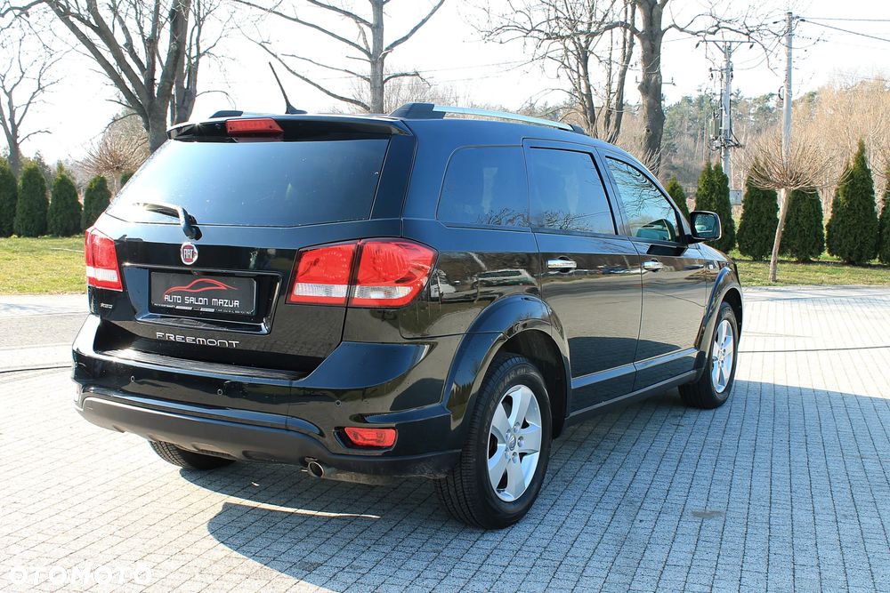 Fiat Freemont 2.0 Multijet 16V DPF Automatik Allrad Lounge - 3