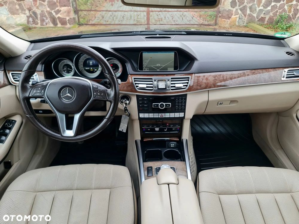 Mercedes-Benz Klasa E 350 CDI DPF BlueEFFICIENCY 7G-TRONIC Avantgarde - 8