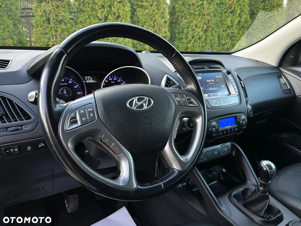 Hyundai ix35 blue 1.6 2WD Finale Silver - 21