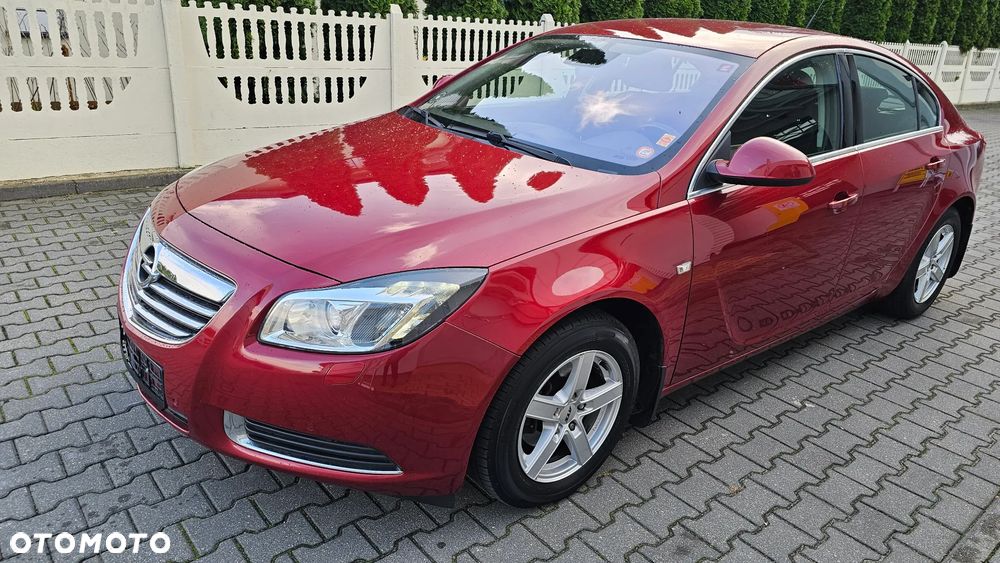Opel Insignia 1.8 Sports Tourer Design Edition