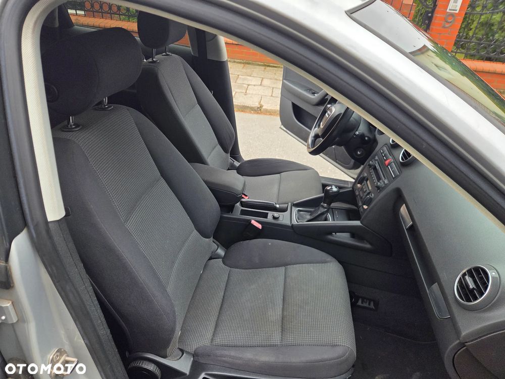 Audi A3 Sportback - 16