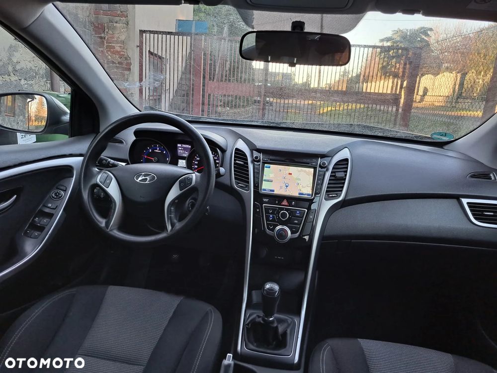 Hyundai i30 i30cw 1.4 CRDi Advantage - 3