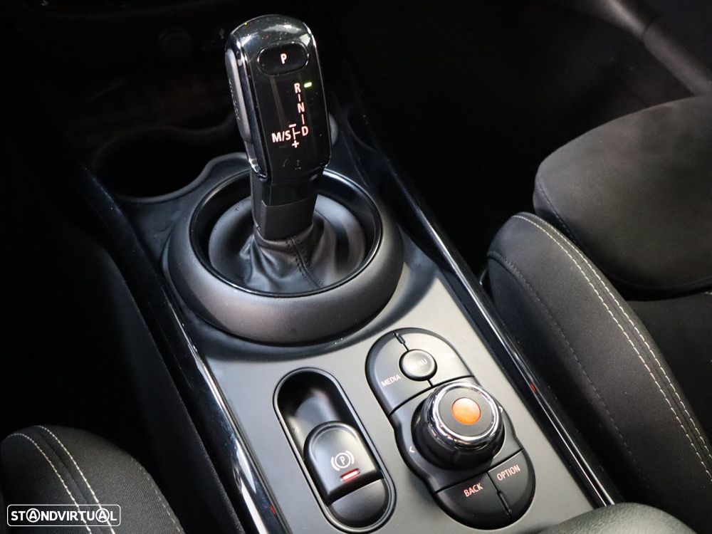 MINI Clubman Cooper D Auto - 18