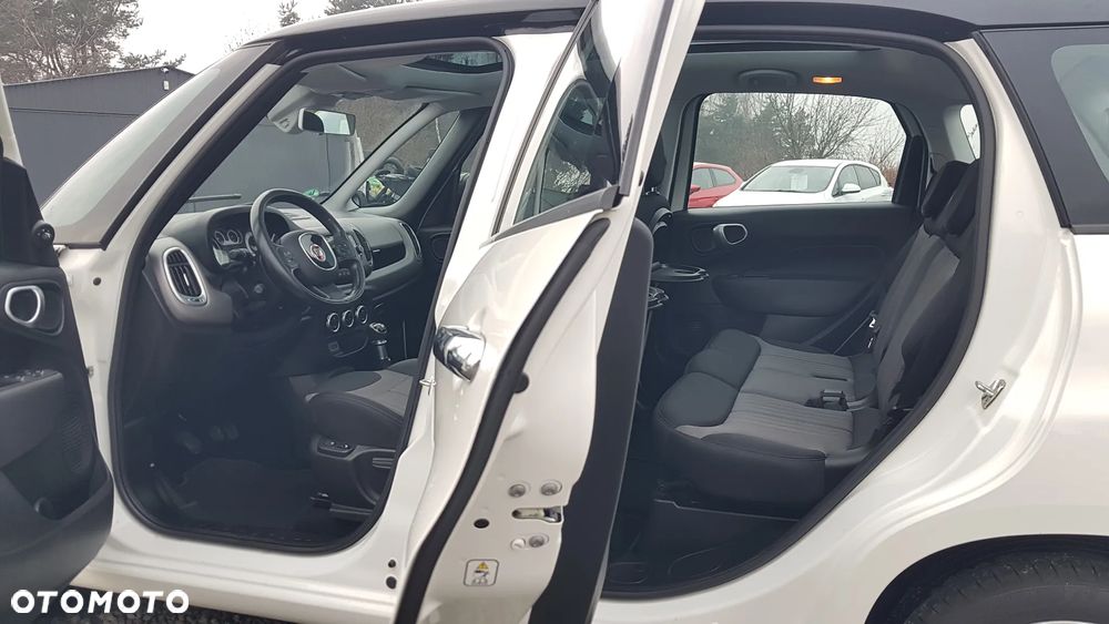 Fiat 500L 1.4 T-Jet Lounge - 29