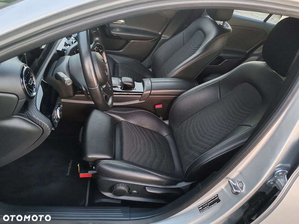 Mercedes-Benz Klasa A 180 d Progressive 7G-DCT - 20