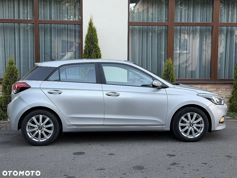 Hyundai i20 blue 1.2 YES Silver - 27