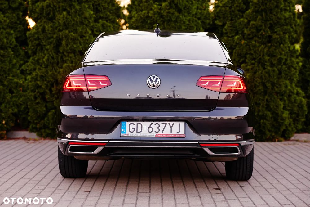 Volkswagen Passat 2.0 TSI Business DSG - 5