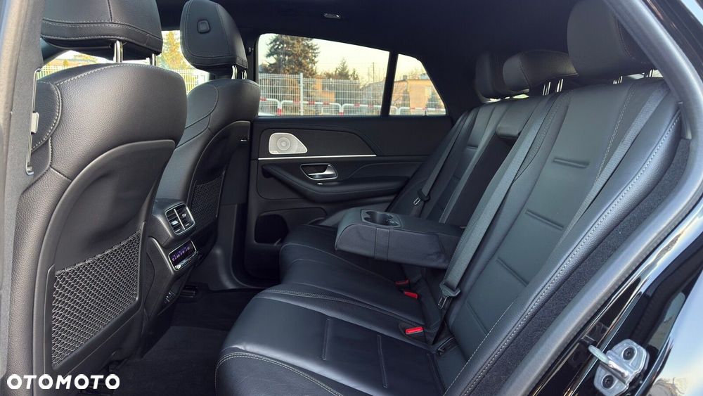 Mercedes-Benz GLE - 31